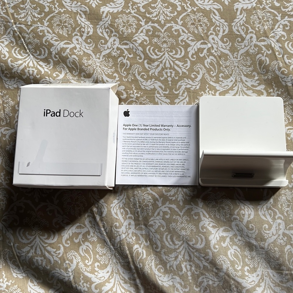 iPad 2 dock